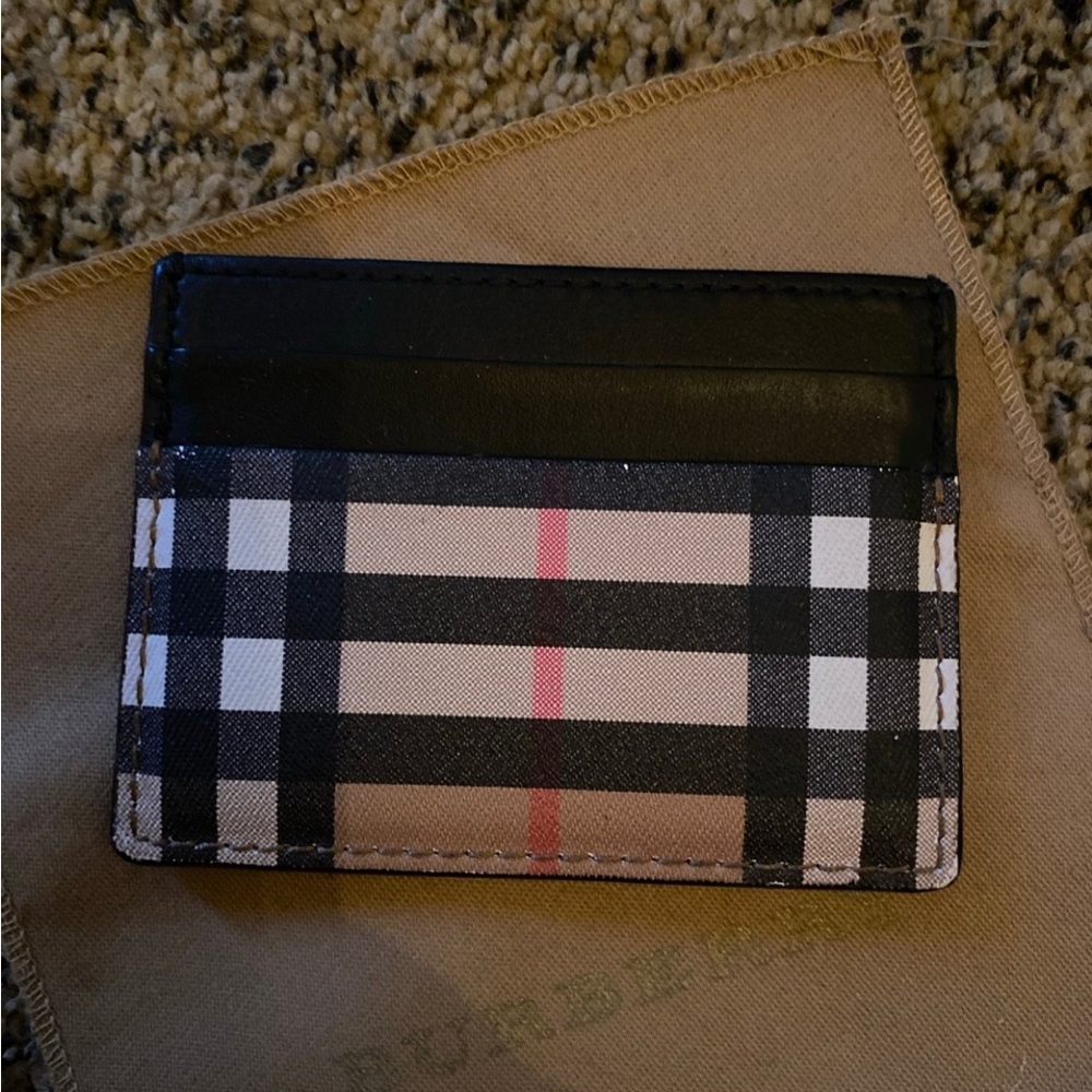 Men’s Burberry Archive Beige 4 Slot Cardholder